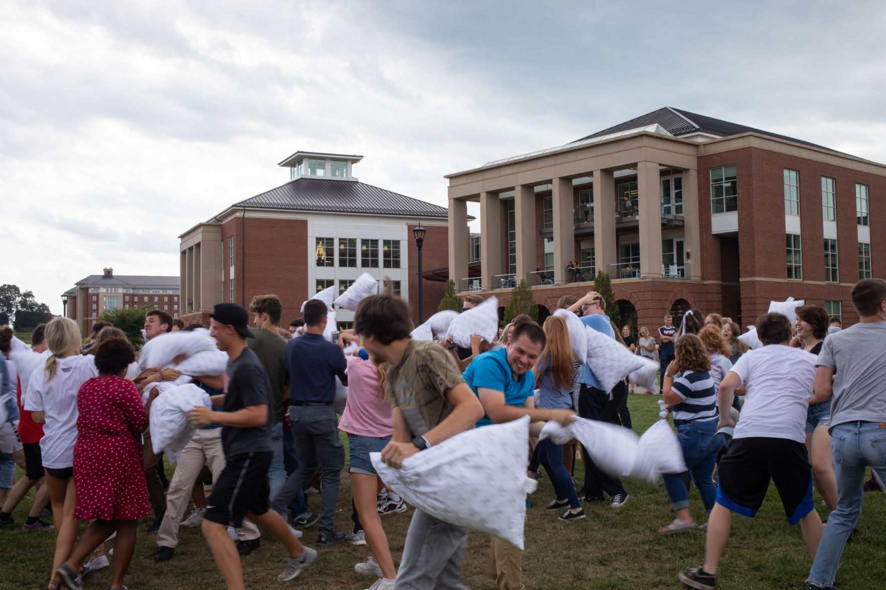 2019-08-21 Pillow Fight